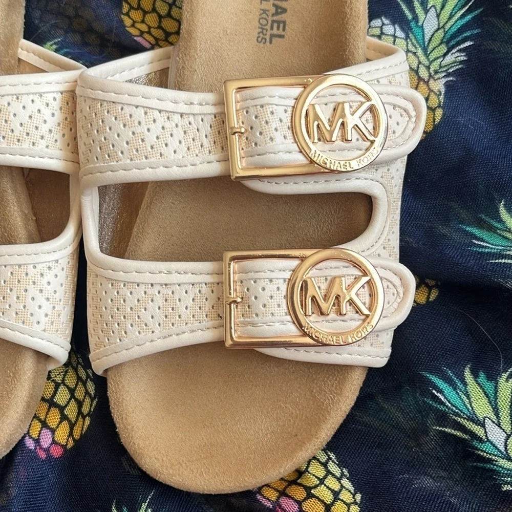 Brand New Michael Kors Zoria Adjustable Strap Slides Sandals Blush Gold Tone